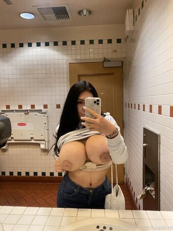 Peruvianbadd Nakenläckor OnlyFans Foto 13