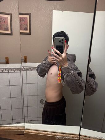 peterbread Nakenläckor OnlyFans Foto 4