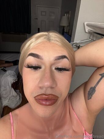 peterbread Nakenläckor OnlyFans Foto 9