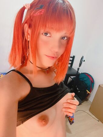 Petitlari Nakenläckor OnlyFans Foto 10