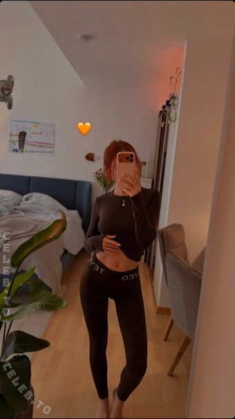 ph1line Nakenläckor OnlyFans Foto 6