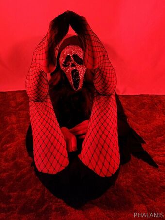 phalanis Nakenläckor OnlyFans Foto 14