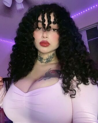 phanyebell Nakenläckor OnlyFans Foto 6