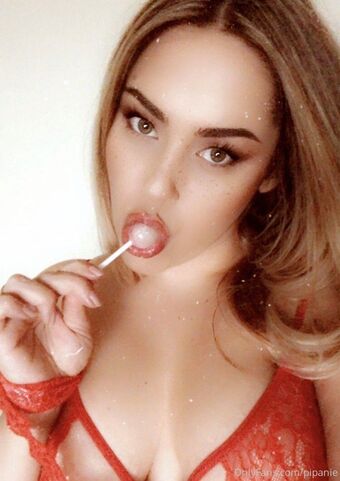 Pipanie Nakenläckor OnlyFans Foto 20