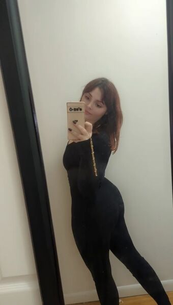 PixieAmaryllis Nakenläckor OnlyFans Foto 20