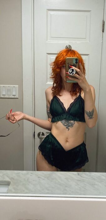 Pleasequietdown Nakenläckor OnlyFans Foto 39
