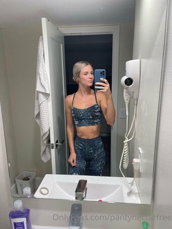 pnppv Nakenläckor OnlyFans Foto 1