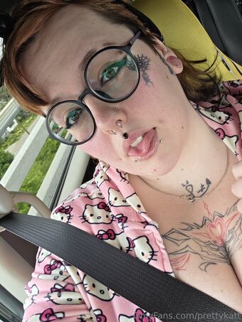 prettykatt Nakenläckor OnlyFans Foto 14