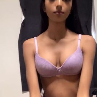 prettyvanesssa Nakenläckor OnlyFans Foto 1