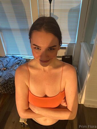 primcessflora Nakenläckor OnlyFans Foto 19