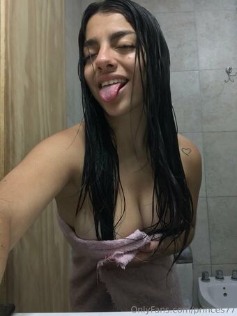 princes77 Nakenläckor OnlyFans Foto 18