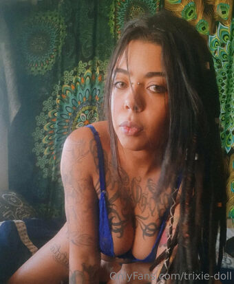 psytrixie Nakenläckor OnlyFans Foto 2