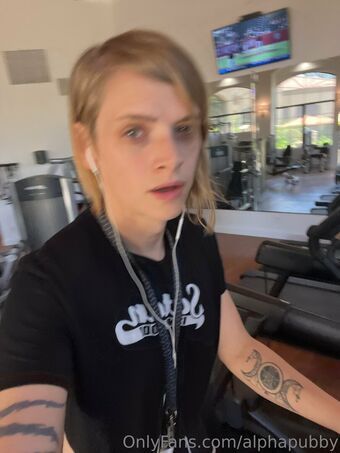pubbymutt Nakenläckor OnlyFans Foto 12