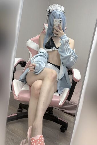 Pudding Nakenläckor OnlyFans Foto 1