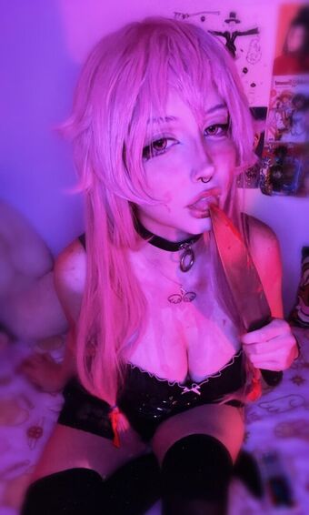 pugabite Nakenläckor OnlyFans Foto 9