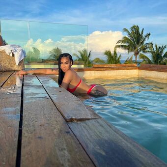 Queen Naija Nakenläckor OnlyFans Foto 9