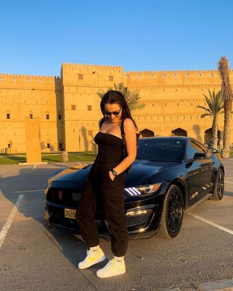 QueenB Nakenläckor OnlyFans Foto 6