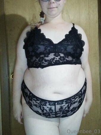 queenbee_03