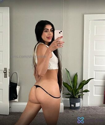 Queendreaa Nakenläckor OnlyFans Foto 34