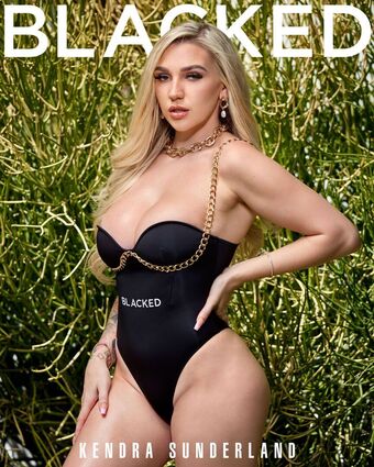 Queenkendra Nakenläckor OnlyFans Foto 7
