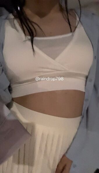 Raindrop798 Nakenläckor OnlyFans Foto 8