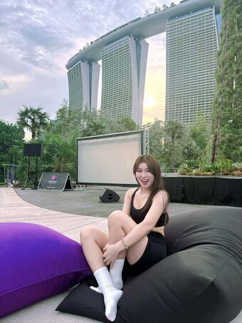 Rainie Nakenläckor OnlyFans Foto 6