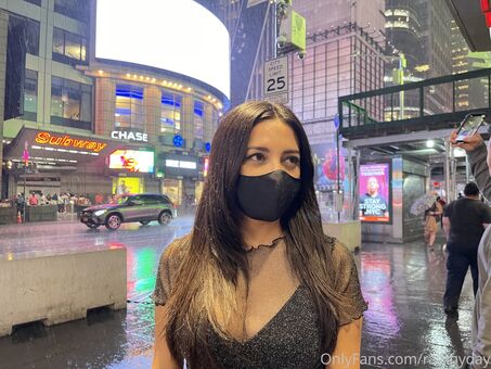 rainnyday Nakenläckor OnlyFans Foto 18