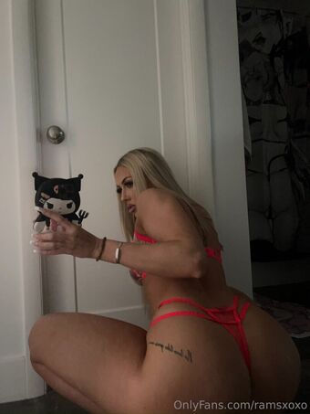 ramsxoxo Nakenläckor OnlyFans Foto 13