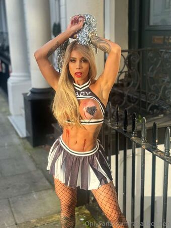 Rayalla Nakenläckor OnlyFans Foto 12