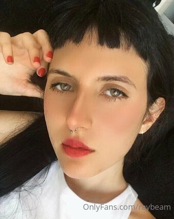 raybeam Nakenläckor OnlyFans Foto 13
