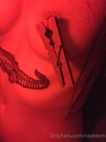 raybeam Nakenläckor OnlyFans Foto 15