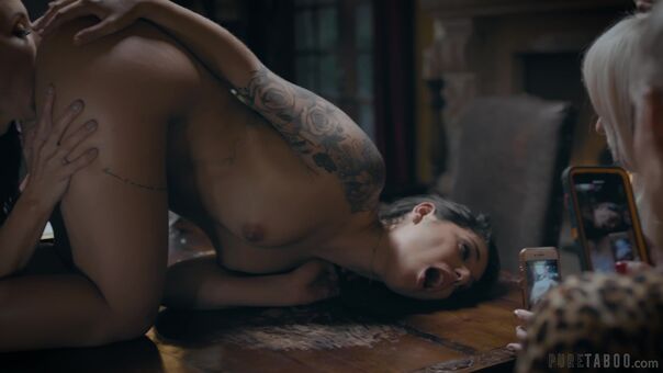 Reagan Foxx Nakenläckor OnlyFans Foto 592