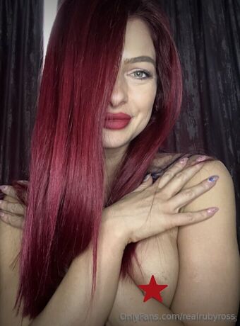 realrubyross Nakenläckor OnlyFans Foto 12