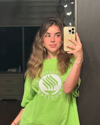 Rebeancer Nakenläckor OnlyFans Foto 12