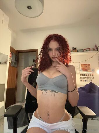 redariel Nakenläckor OnlyFans Foto 15