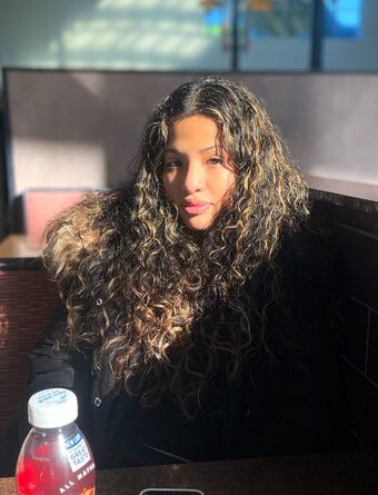 reinavibes Nakenläckor OnlyFans Foto 7