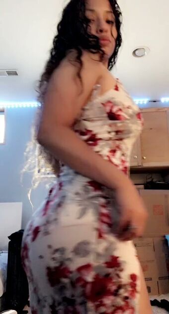 reinavibes Nakenläckor OnlyFans Foto 13