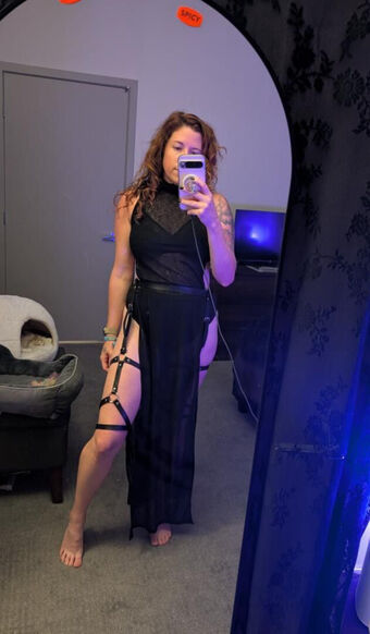 Renee Nakenläckor OnlyFans Foto 31