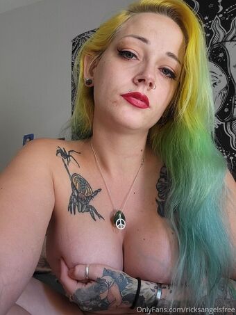 ricksangelsfree Nakenläckor OnlyFans Foto 1
