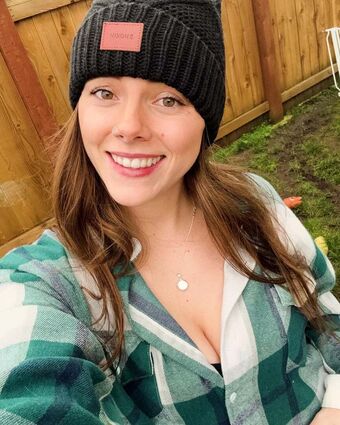 Riley Rox Nakenläckor OnlyFans Foto 4