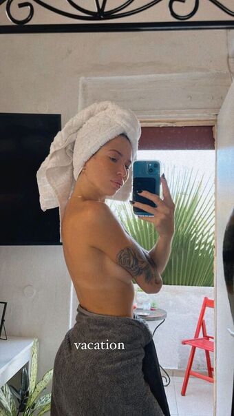 Rinata Even Nakenläckor OnlyFans Foto 18