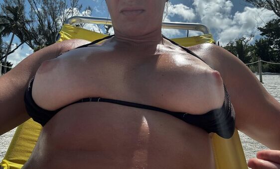 risquelifter Nakenläckor OnlyFans Foto 4