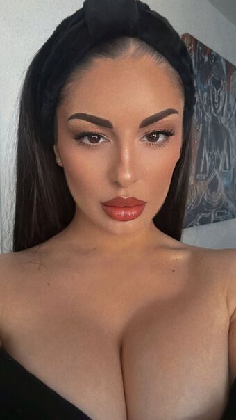 Risrose Nakenläckor OnlyFans Foto 66