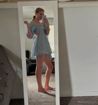 riversrunn Nakenläckor OnlyFans Foto 5