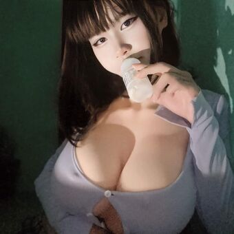 Riyakoss Nakenläckor OnlyFans Foto 11