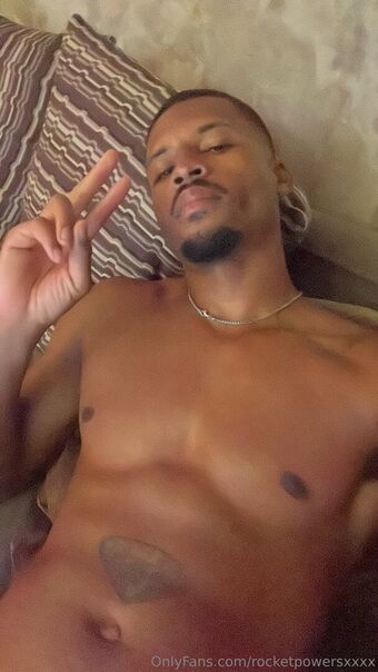 rocketpowersxxxx Nakenläckor OnlyFans Foto 8