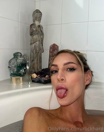 rockhard Nakenläckor OnlyFans Foto 73