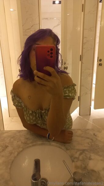 romaclarck Nakenläckor OnlyFans Foto 3