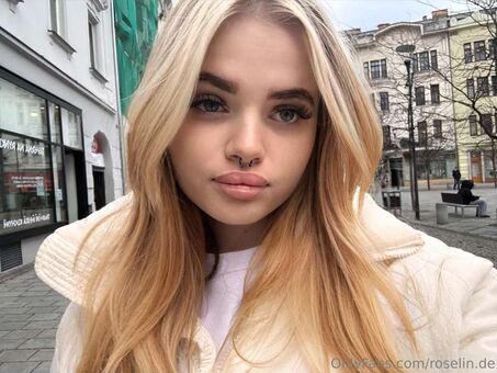 Roselinde Nakenläckor OnlyFans Foto 16