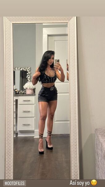 rosetobar Nakenläckor OnlyFans Foto 4